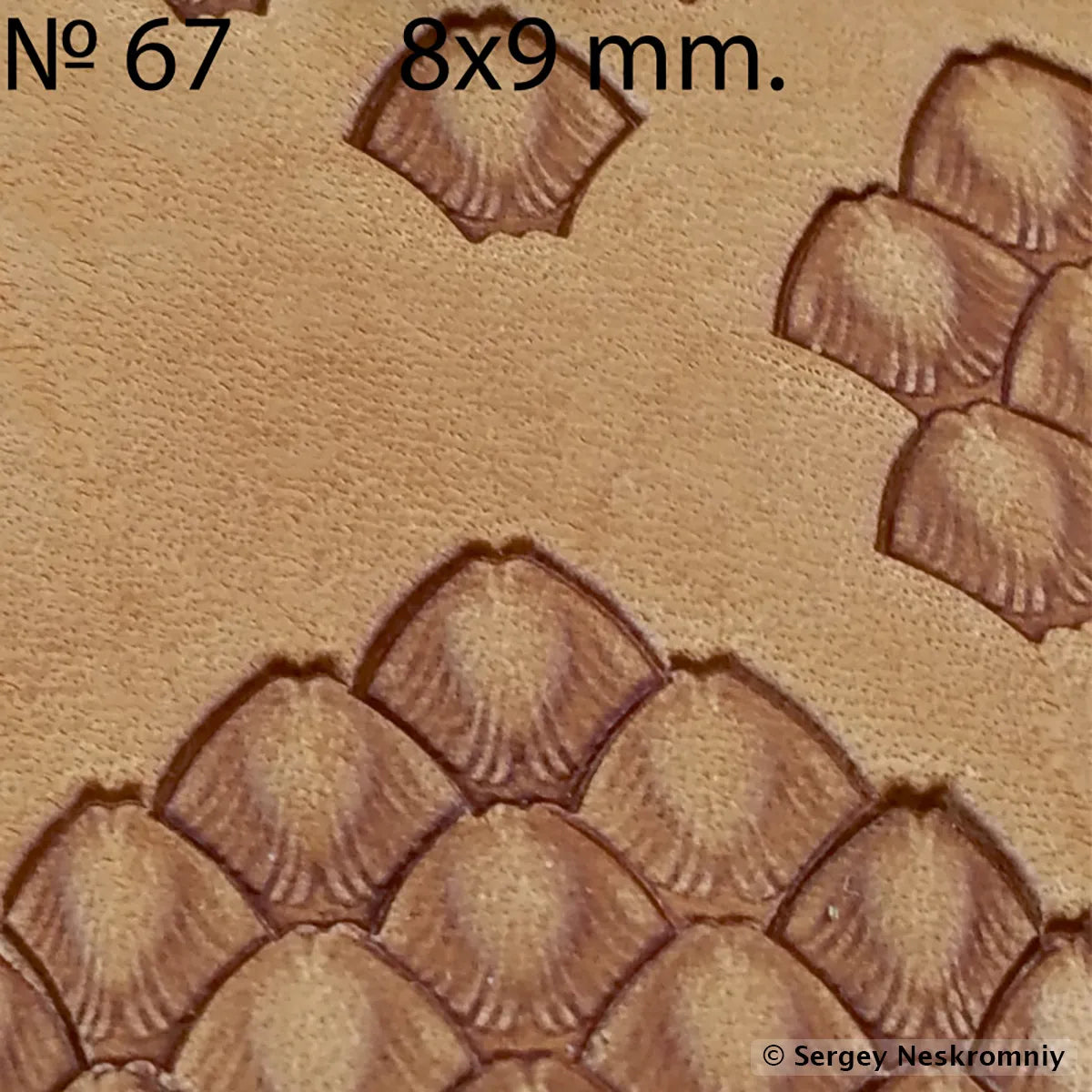 Timbre cuir Sergey Neskromniy n°67 - écaille de serpent