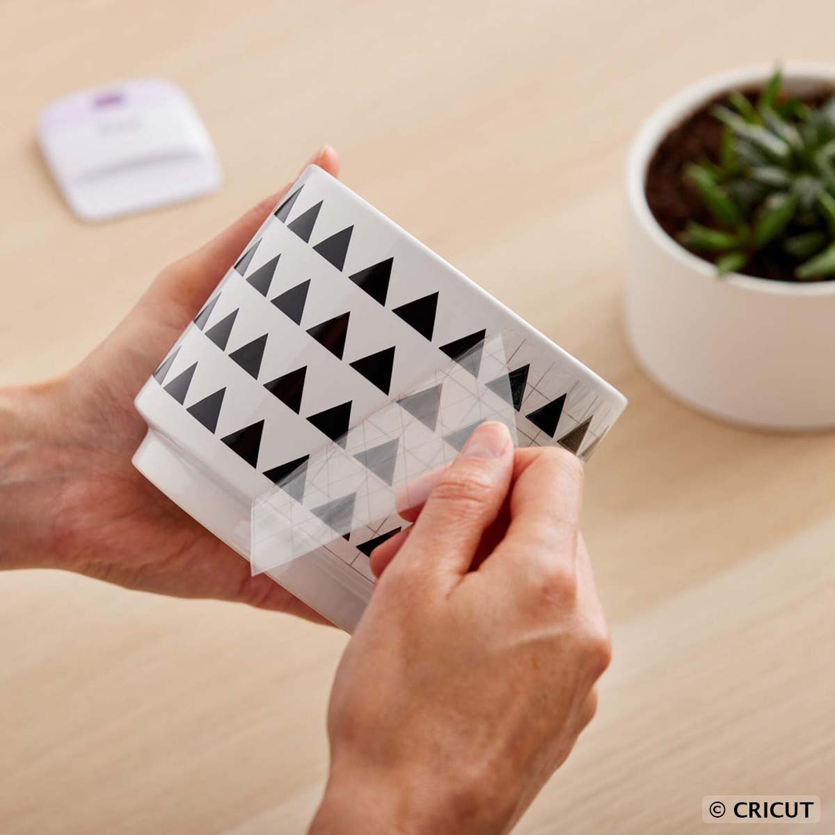 Cricut - Bande de tranfert - Transfer Tape 30,5x640cm - Deco Cuir