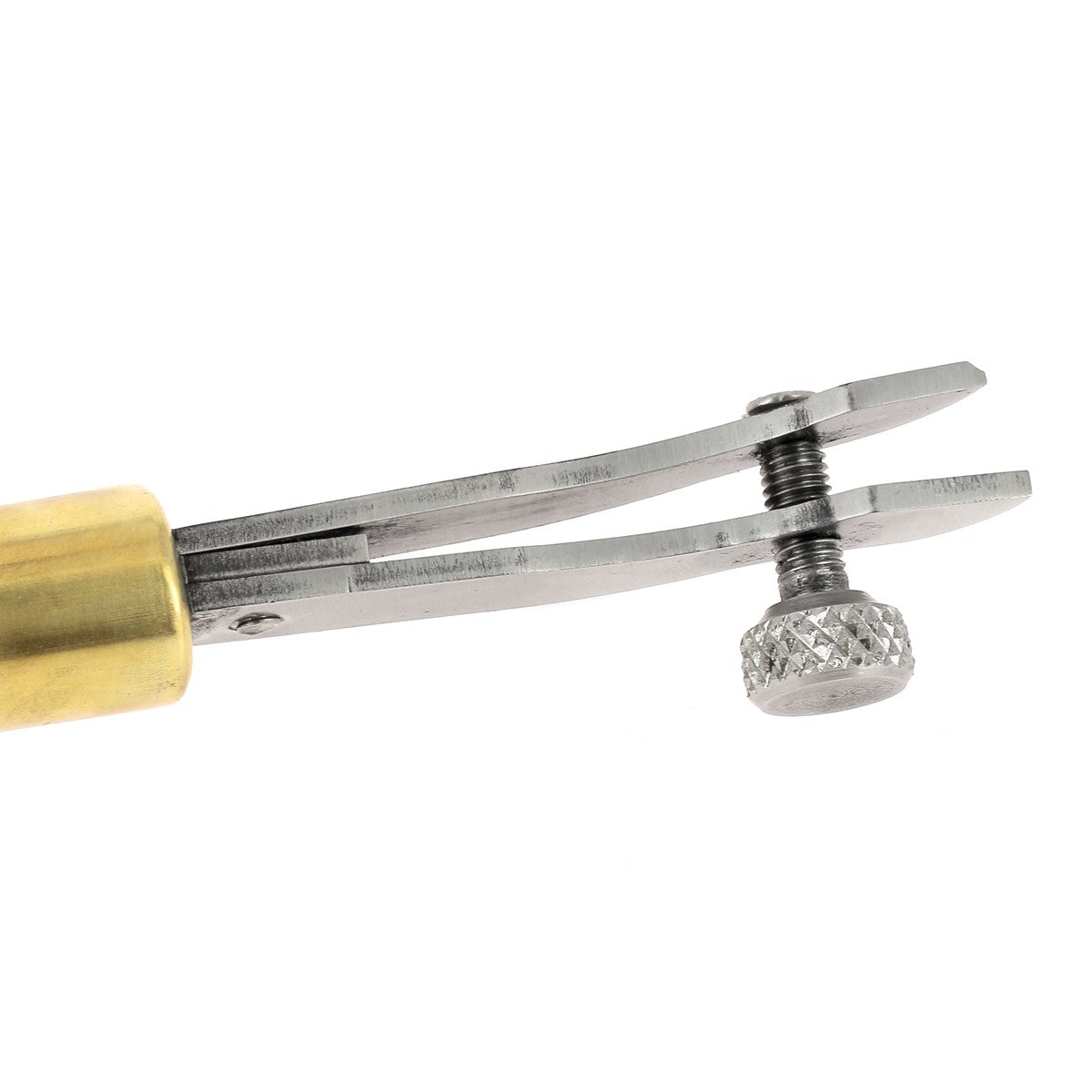 Fer à fileter avec guide ajustable pour réaliser des lignes parallèles au bord du cuir