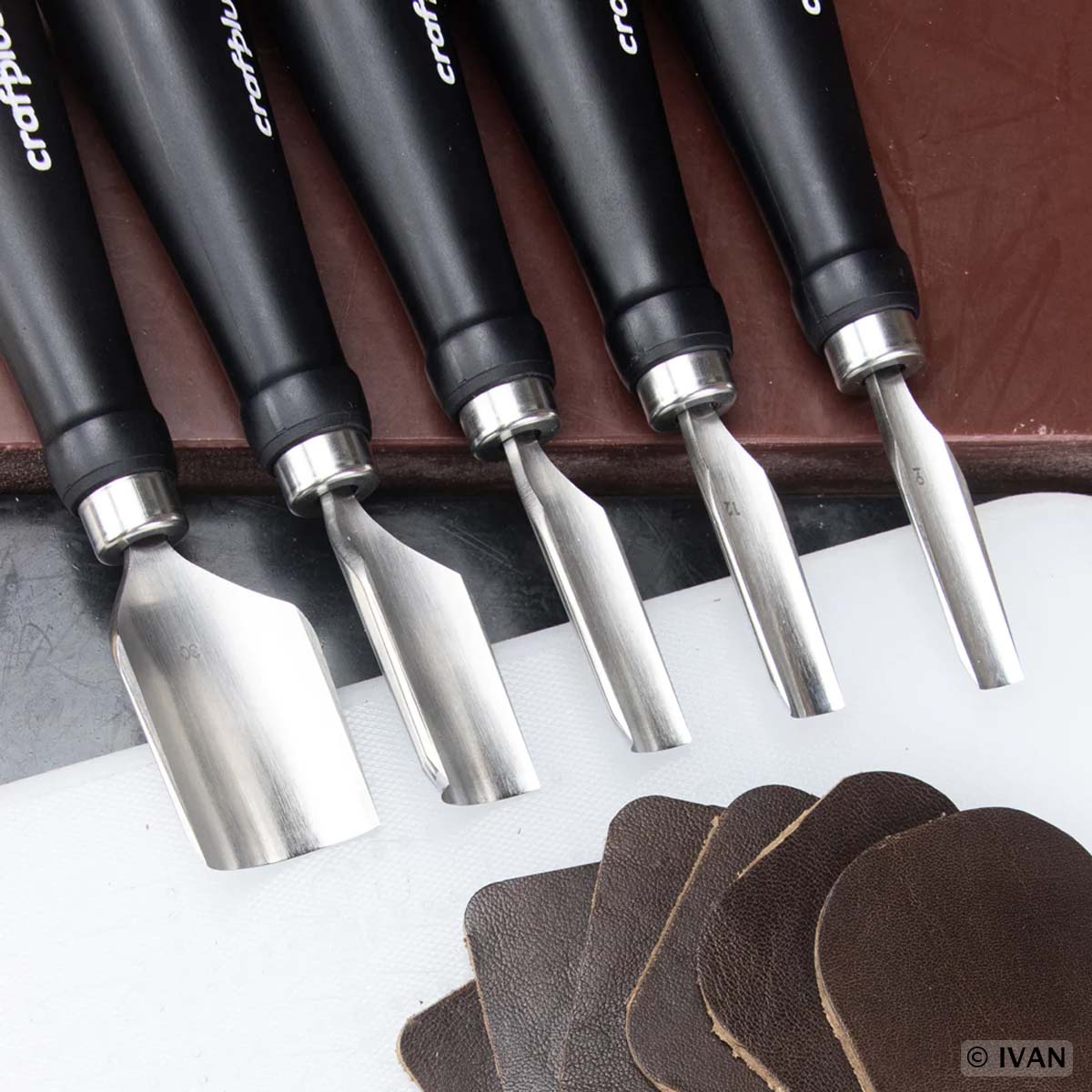 Couteaux pour découper les angles arrondis pour le travail du cuir