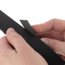 Ponçage des tranches du cuir avec feuille abrasive et plaque carbone 25x75mm