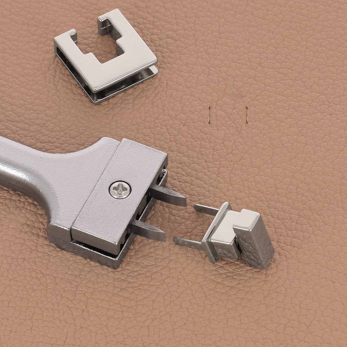 Outil pour poser les fermoirs à griffes - Largeur des dents ajustable - Deco Cuir