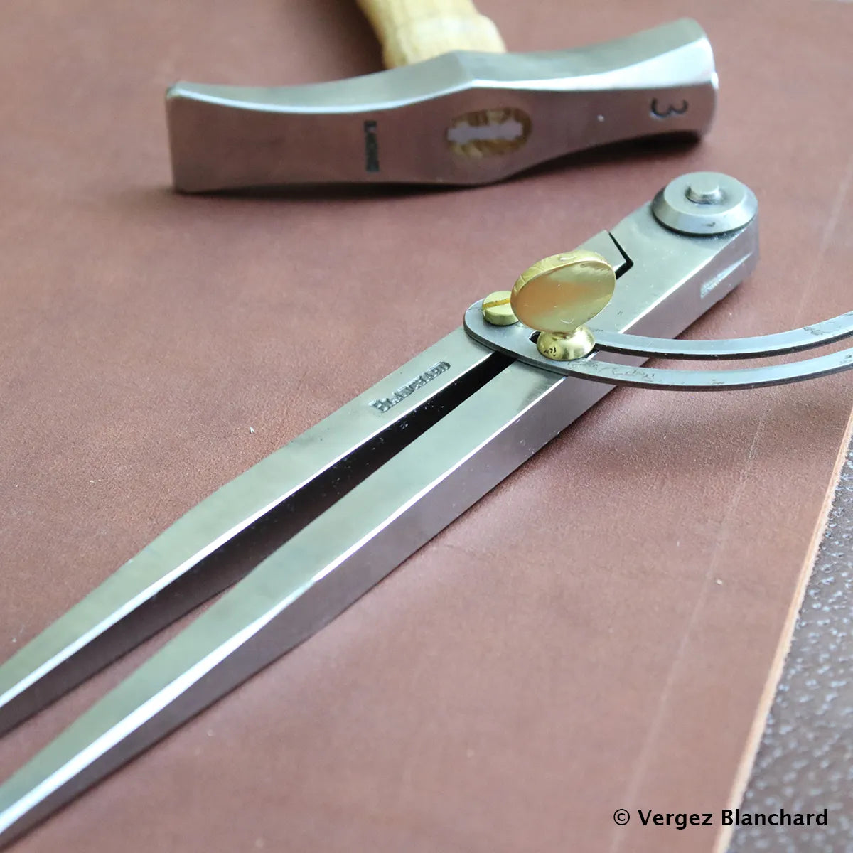 Compas à verge - Made in France