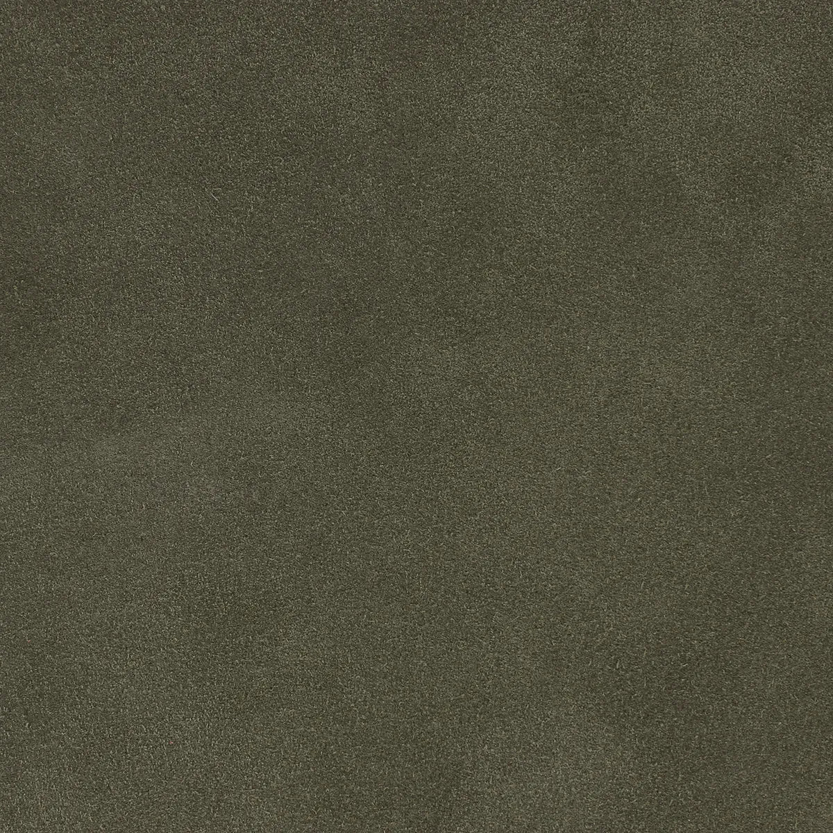 Morceau de croûte de cuir velours DOLCE en vert kaki. Cuir doux et souple, utilisé pour la petite maroquinerie ou l'accessoire.