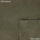 Morceau de cuir de veau velours DOLCE en vert kaki, texture douce et souple, pour créations artisanales ou mode.