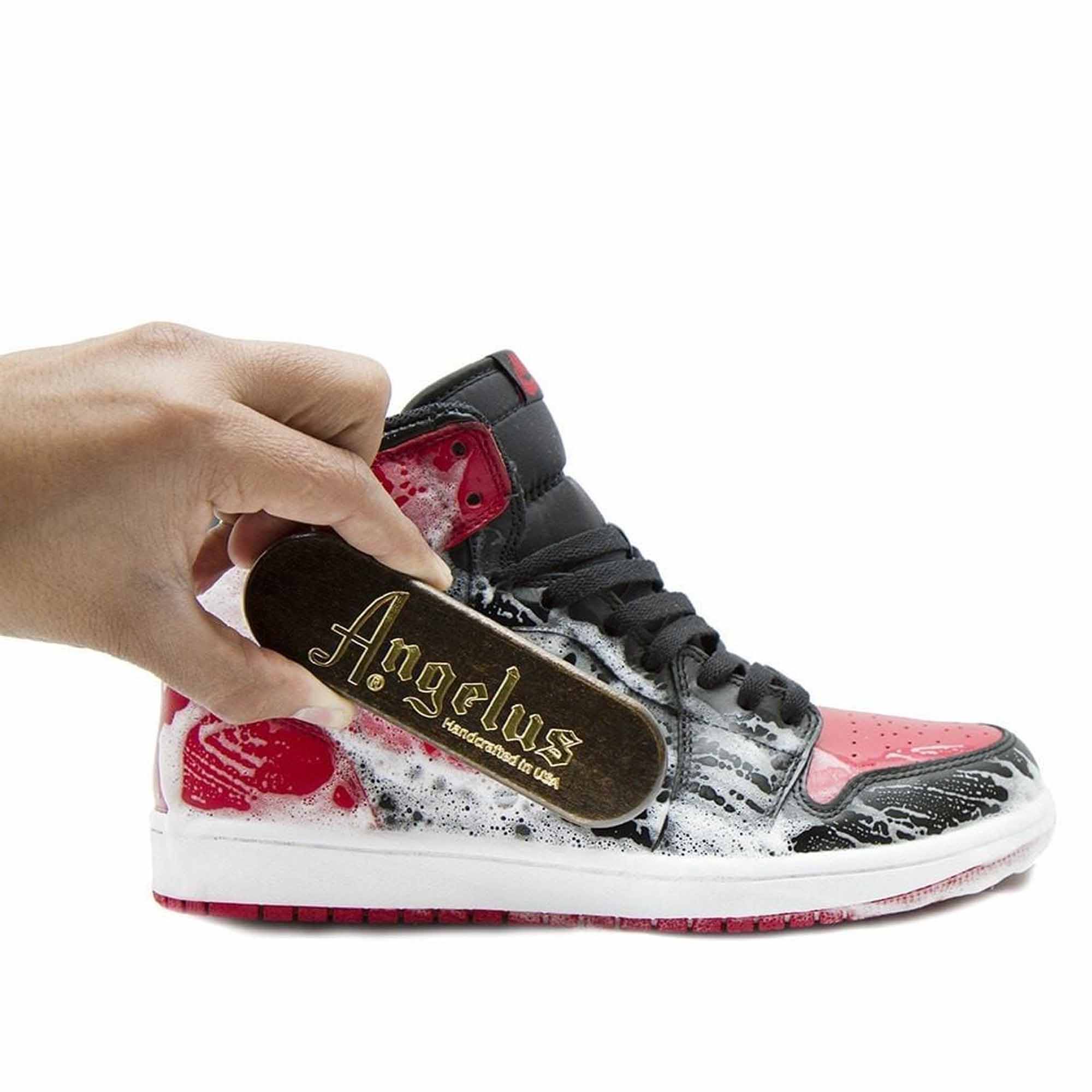 Nettoyage de chaussure avec Angelus easy cleaner