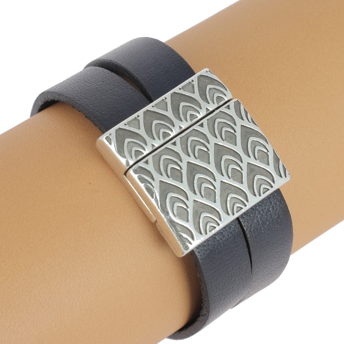 Fermoir bijou aimanté - PLUMES DE PAON - Lacet plat de 20 mm - Argent vieilli - Deco Cuir