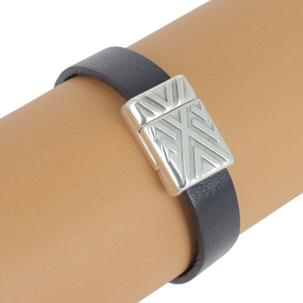 Fermoir bijou aimanté - TRIANGLE - Lacet plat de 10 mm - Argent vieilli - Deco Cuir