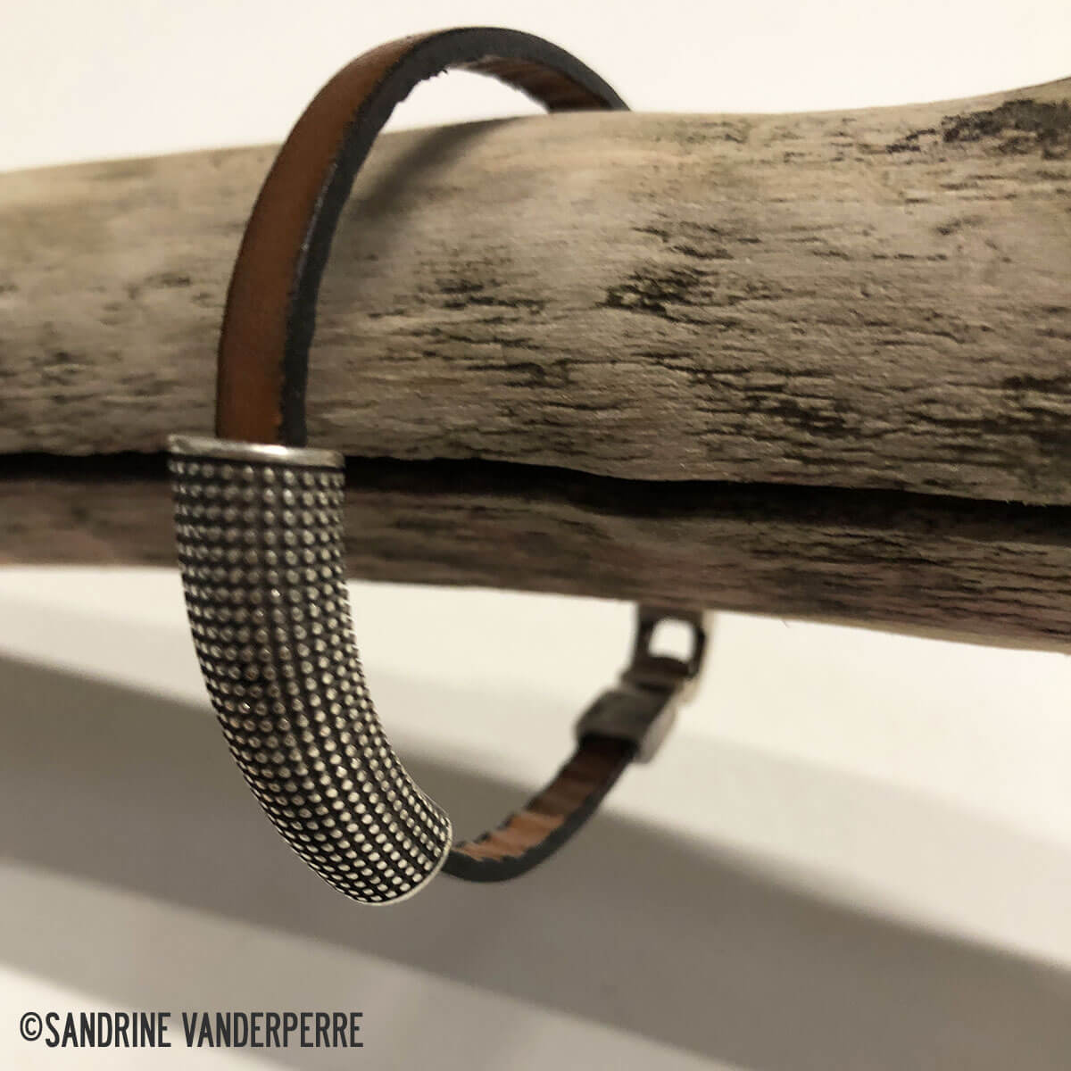 bracelet en cuir création