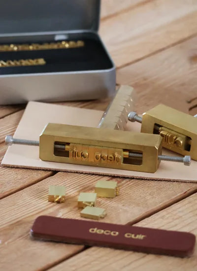 personnalisation le cuir avec des inscriptions