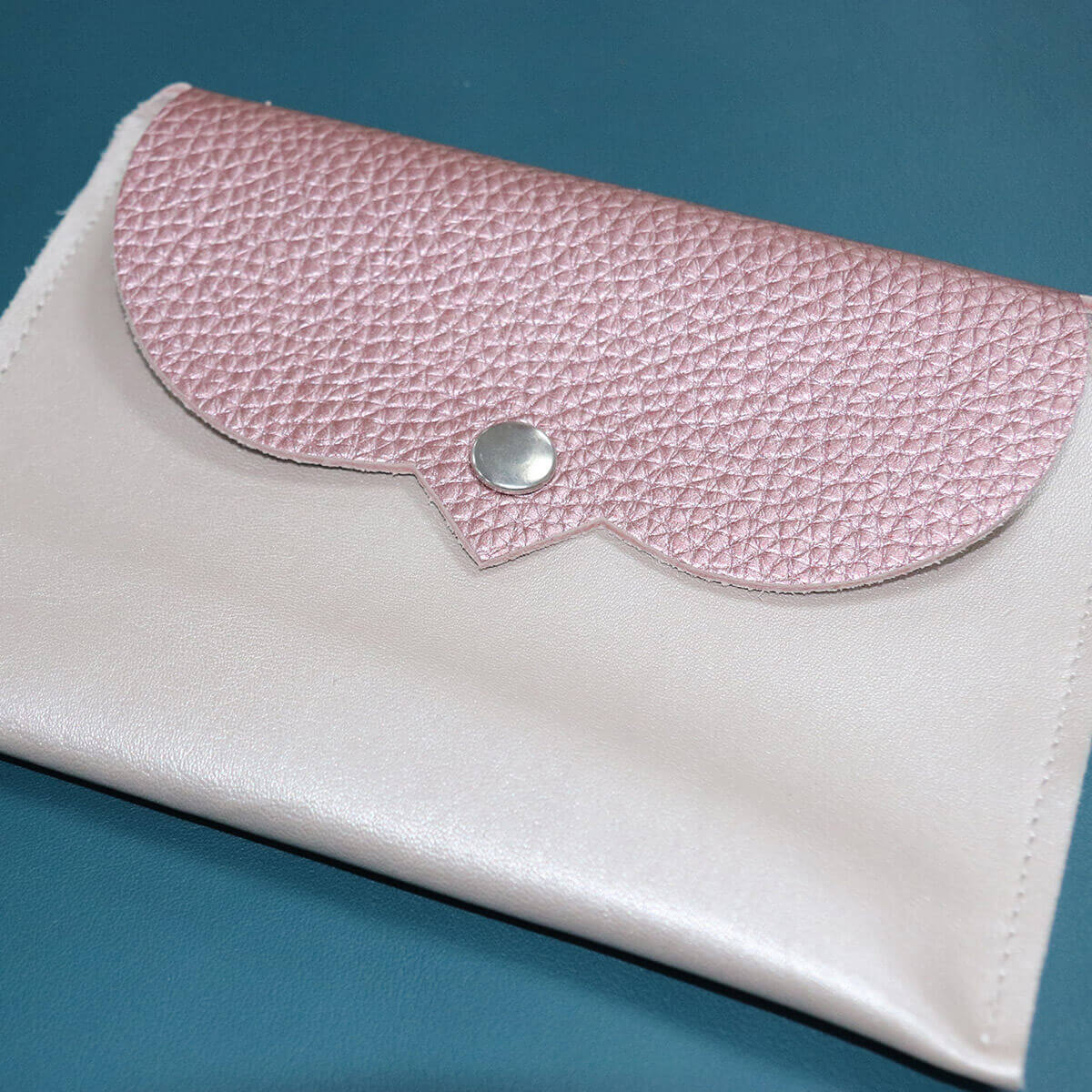 Découpe en cuir ROND CARRÉ - Deco Cuir