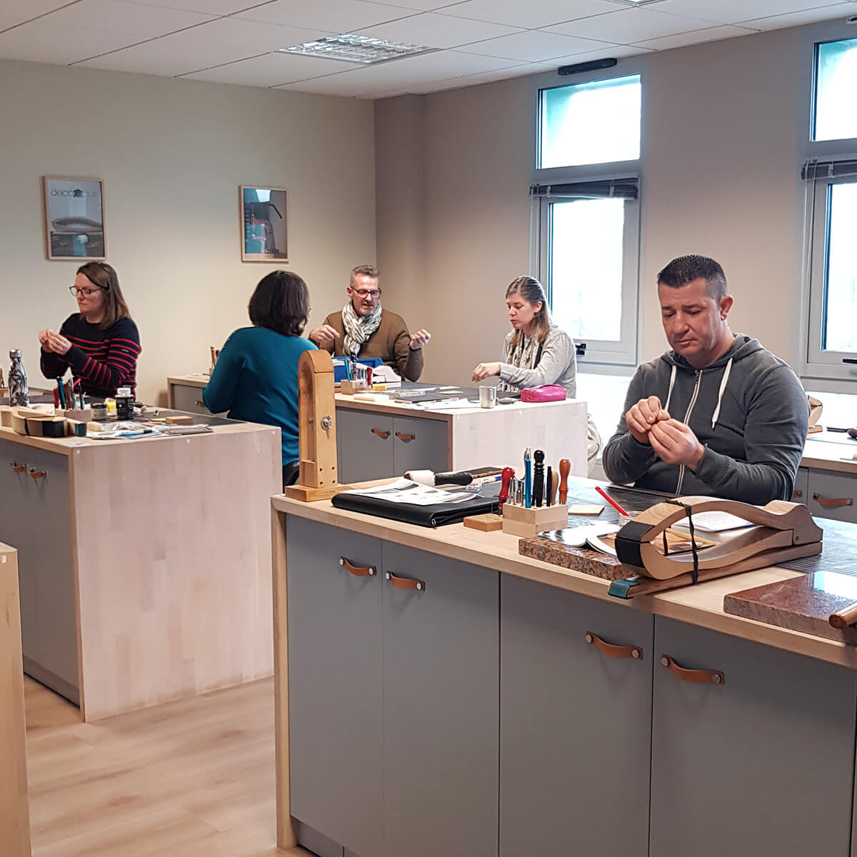 formation couture du cuir au point sellier nantes