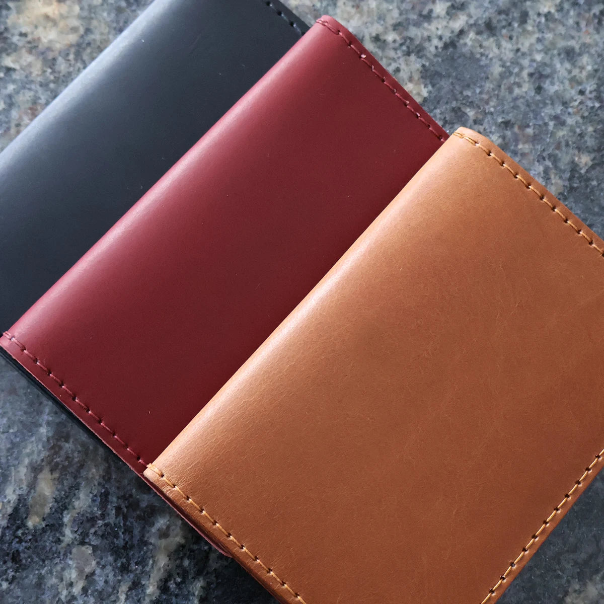 Acheter Portefeuille passeport en cuir véritable Alcantara: Porte-carte Acheter Portefeuille passeport en cuir véritable Alcantara: Porte-carte