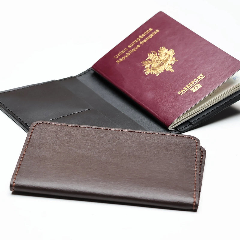 Housse de passeport en cuir F&C Housse de passeport en cuir F&C