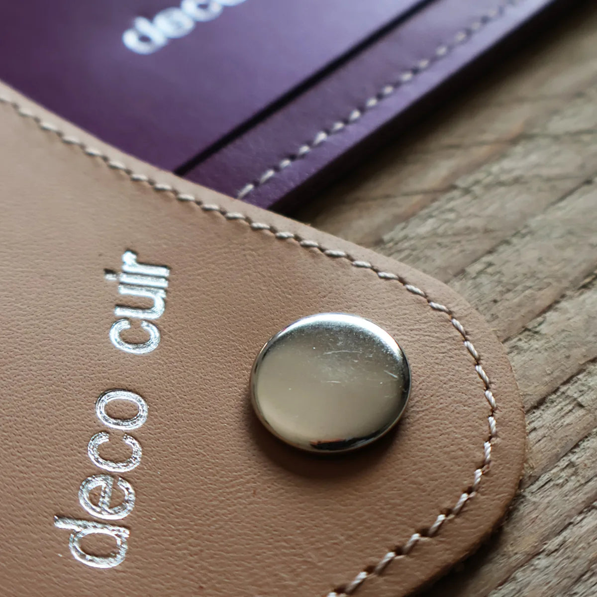 marquage sur cuir avec du foil Deco Cuir