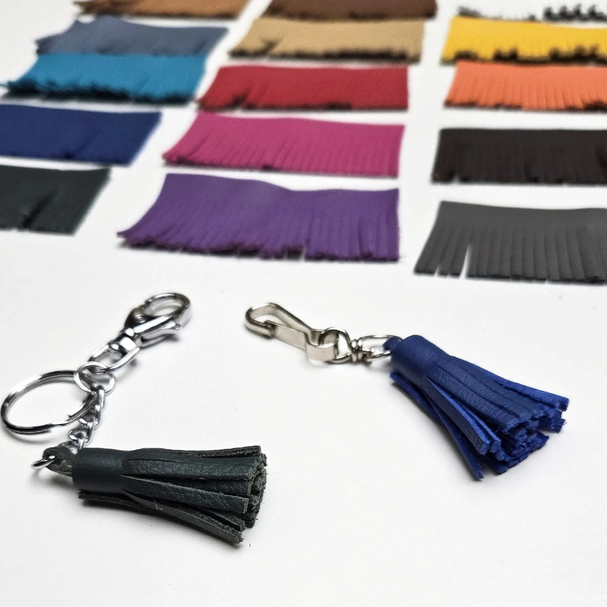 cadeau pompon en cuir Deco Cuir