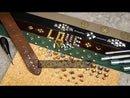 Vidéo : rivets décoratifs pour cuir