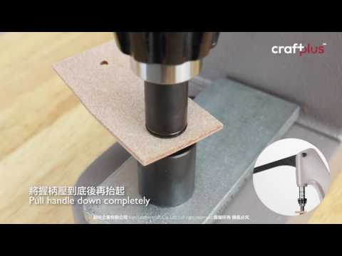 Vidéo Ivan : Poser des boutons pression glove snaps line 16 : 10 mm avec la presse Craftplus 3960