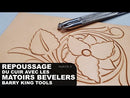 Vidéo : repoussage du cuir avec les matoirs bevelers