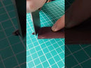 Vidéo - Apprenez à couper un arrondi sur une pièce de cuir avec un couteau à parer