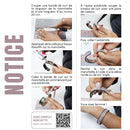 Bracelet manchette en laiton nickelé, accessoire de mode avec finition en cuir visible sur l'image.