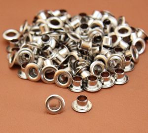 100 oeillets nickelé - 5.jpg