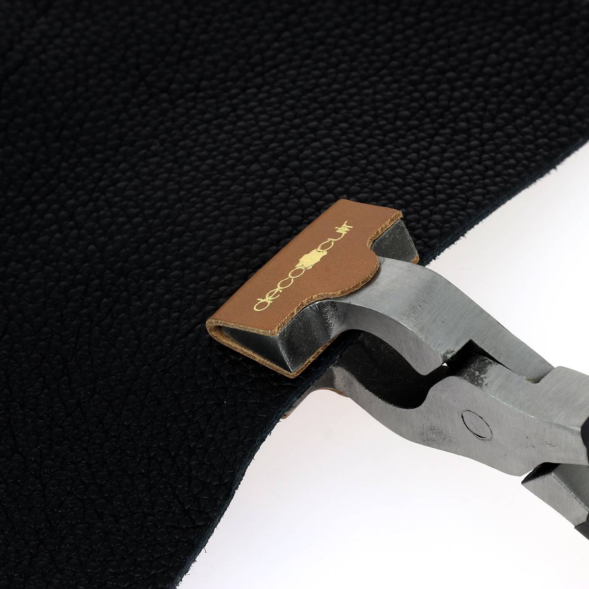 A2_T058Pince parapluie à mors plat - 20 cm_3x1200.jpg