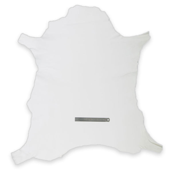 Peau de cuir de basane blanche, de haute qualité, façonnée en peau entière, fabriquée en France.