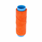 Bobine de fil polyester tressé et ciré orange, diamètre 0,8 mm, 100 m, pour mercerie.