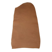 Peau de cuir en croupon tannage végétal couleur cognac, texture naturelle et finition artisanale.