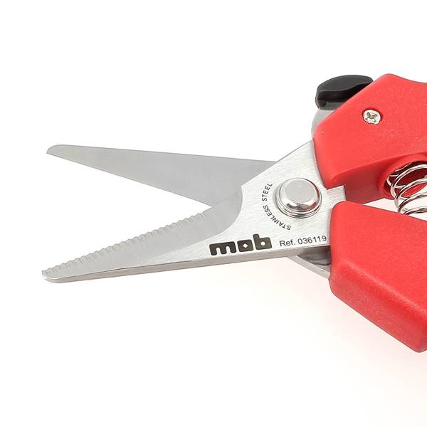 Cisaille pince coupe tout MOB 190 mm 3x600.jpg