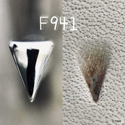 Matoir sur manche Oka pour sculpture, triangle lisse 5mm, outil de sculpture en bois avec manche en bois naturel.