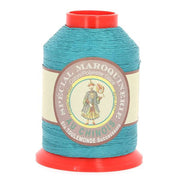 Bobine de 700m de fil polyester coton pour maroquinerie, 0,45mm, couleur bleu canard, marque Fil au Chinois.