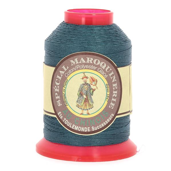 Fil Chinois Spécial Maroquinerie polyester coton - 28-4 - 0,52 mm - BLEU 266x600.jpg