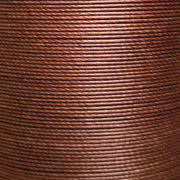 Bobine de 80m de fil de lin ciré MeiSi super fin M50 0,55 mm pour mercerie, couleur terre de Sienne, vue en gros plan