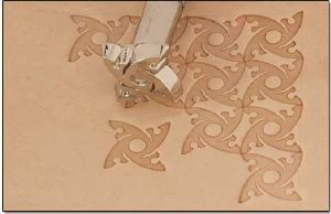 Matoir avec manche - Hélices - 66139.jpg