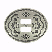 Conchos à lacer CHEYENNE en vieux nickel, accessoire pour cuir, 33x44 mm, marque Ivan, finition métallique élégante