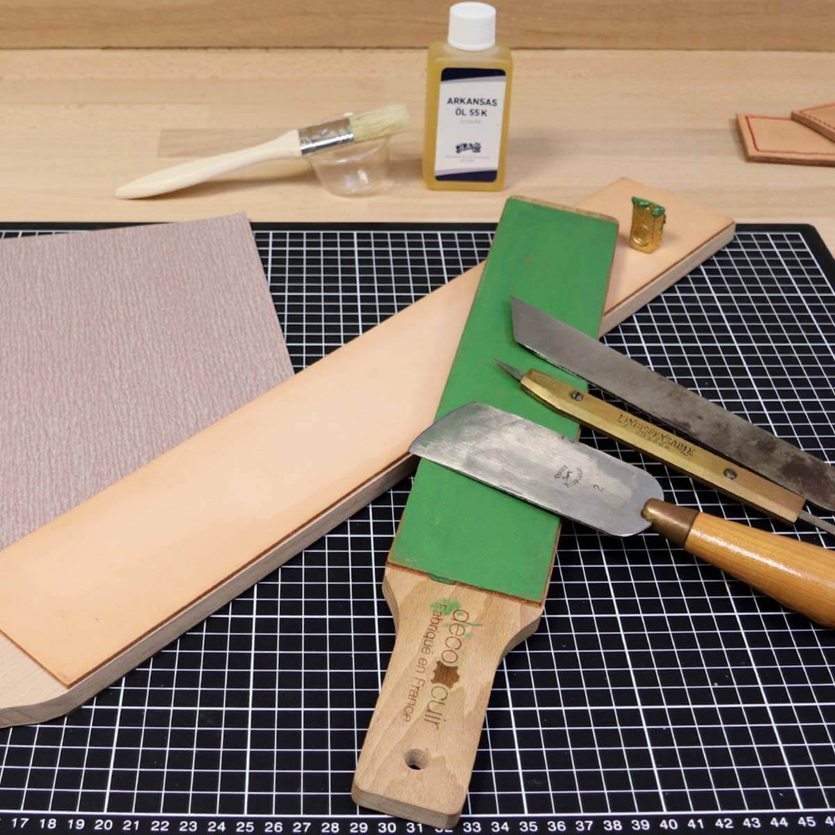 affutage-couteau-strop-cuir.jpg