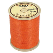 Bobine de 200m de fil de lin câblé glacé AU CHINOIS en orange 432, produit de mercerie pour couture et artisanat.