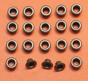 oeillet laiton vielli - 5.jpg