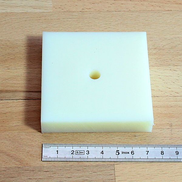 plaque-ertalon-75x75mm-epaisseur-15mm-gp.jpg