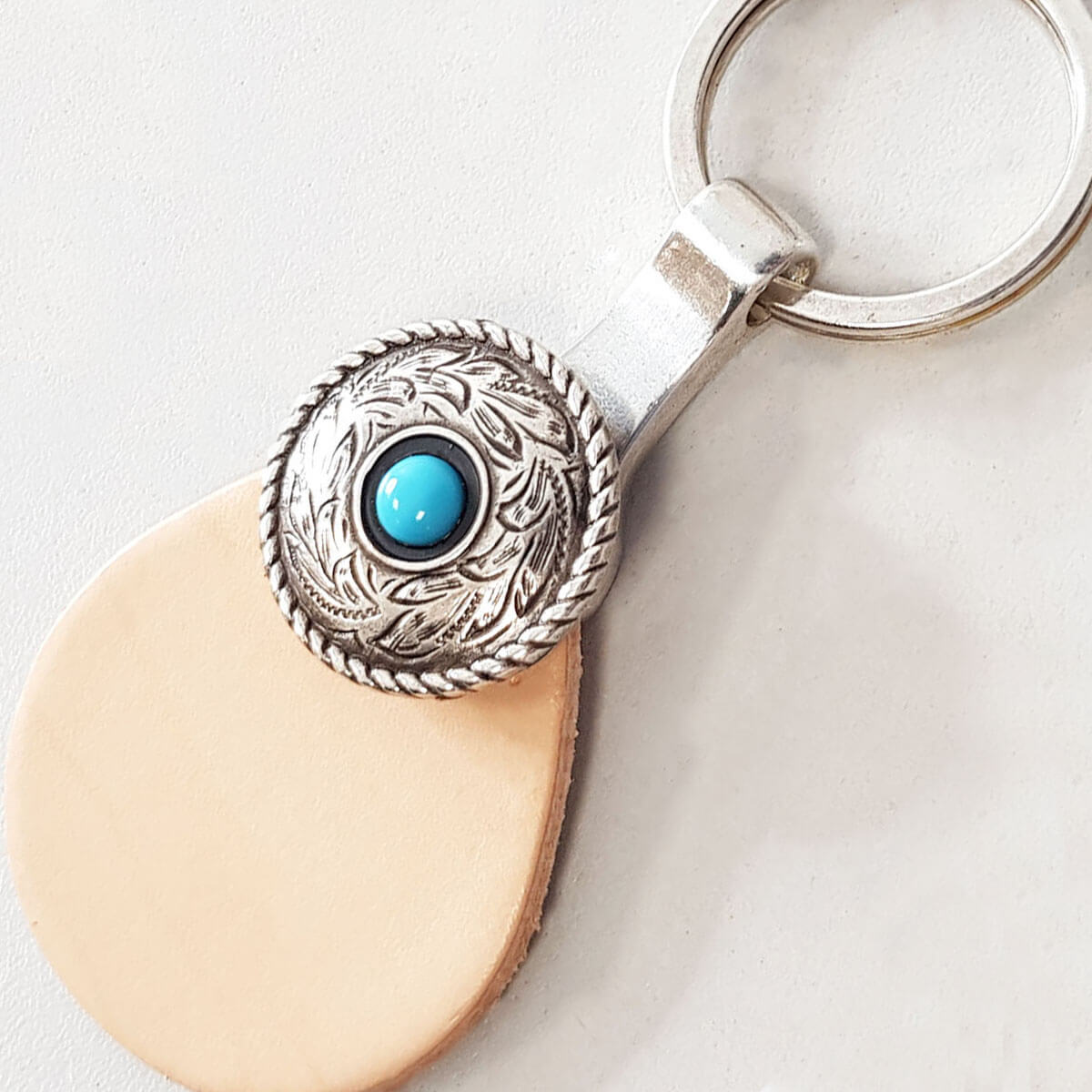 Screw-On Concho Key Ring - NICKEL PLATED | Leather Decor
