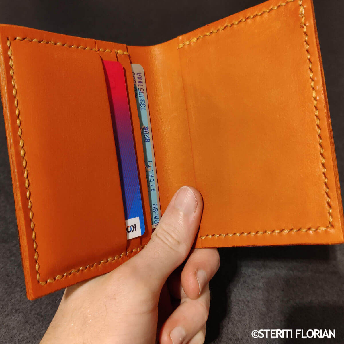 porte-monnaie-cuir.jpg